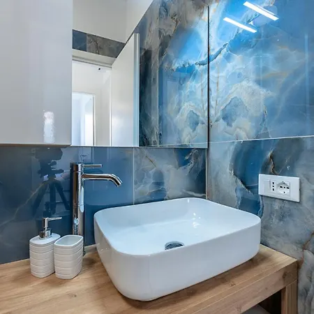 Prestige - Sea View - Free Parking Daire *