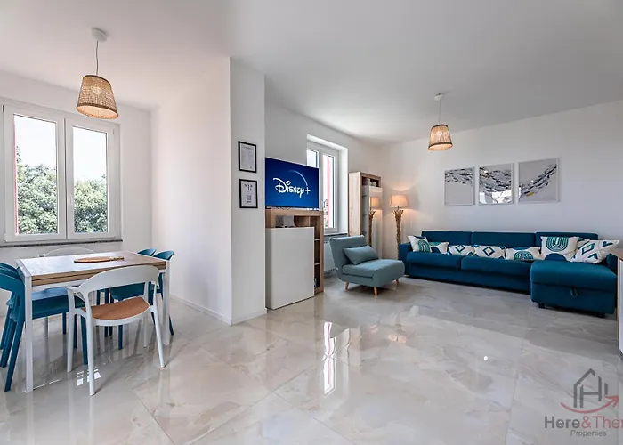 Prestige - Sea View - Free Parking